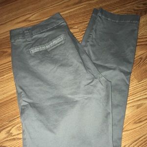 Women’s size 4 Chino Faded Glory pants.